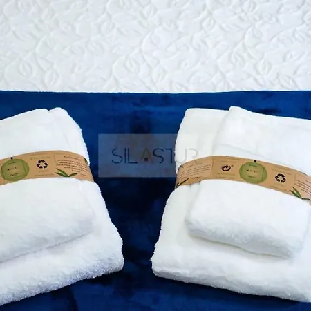 La Puerta Azul De Alex Cudillero