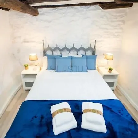 La Puerta Azul De Alex