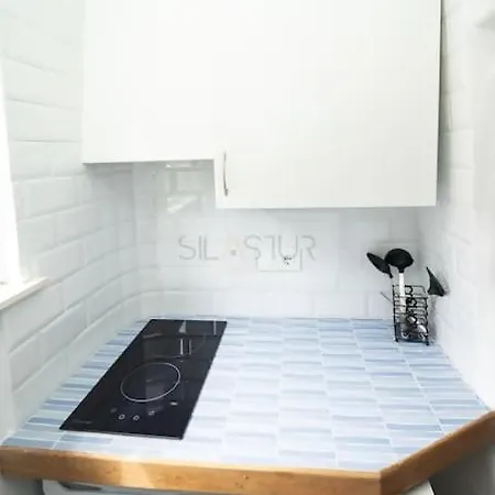 La Puerta Azul De Alex * Cudillero