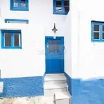 La Puerta Azul De Alex Cudillero